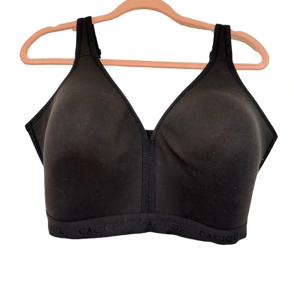 Cacique Lightly Lined No Wire Bra  42 DDD